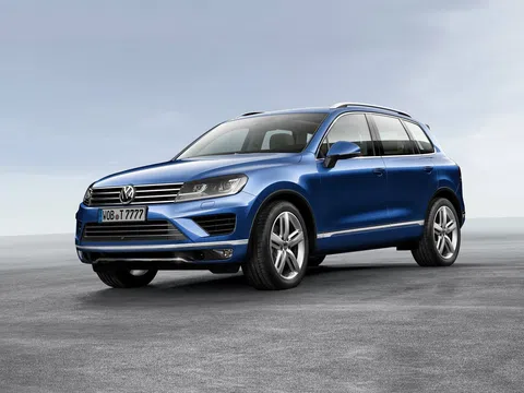 Volkswagen Touareg II Рестайлинг 3.0d AT (245 л.с.) 4WD · Business 4XMOTION · внедорожник 5 дв.