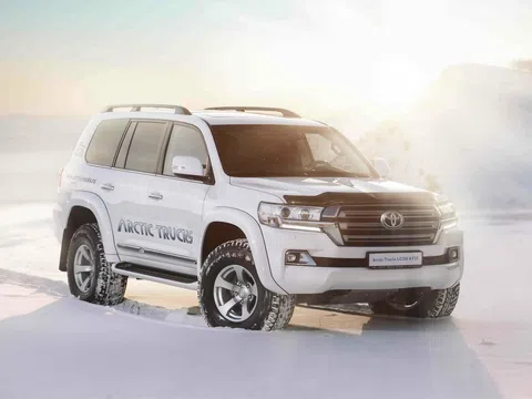 Toyota Land Cruiser 200 Series რესტაილინგი 2 Arctic Trucks AT35 4.5d AT (249 ც.ძ.) 4WD · Arctic Trucks · ყველგანმავალი 5D · Внедорожник 5 дв. Arctic Trucks