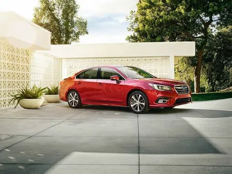 Subaru Legacy VI რესტაილინგი 2.5 CVT (175 ც.ძ.) 4WD · Premium ES · სედანი