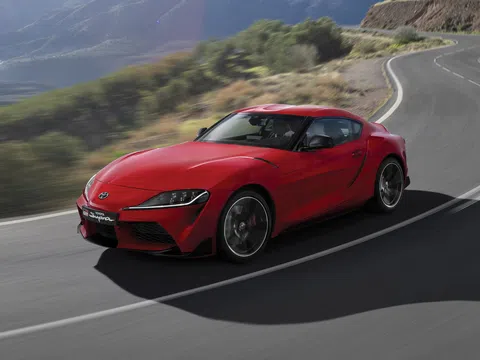 Toyota Supra V (A90) 3.0 AT (387 л.с.) · Base Type · купе