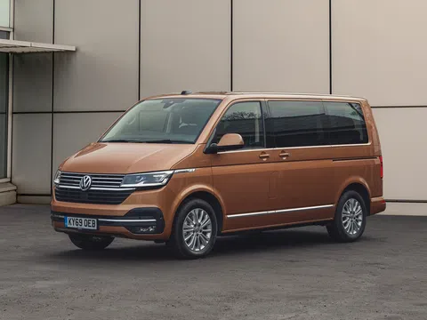 Volkswagen Caravelle T6 რესტაილინგი 2.0d AMT (150 ც.ძ.) 4WD · Highline · მინივენი
