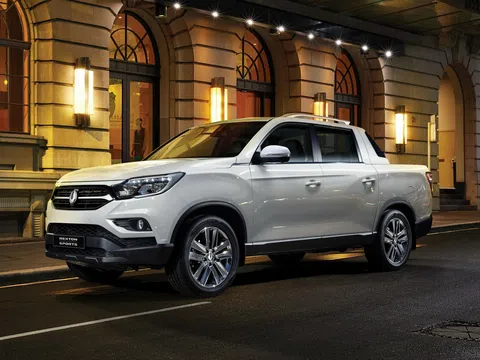 SsangYong Rexton Sports I 2.2d AT (181 hp) 4WD · double cab