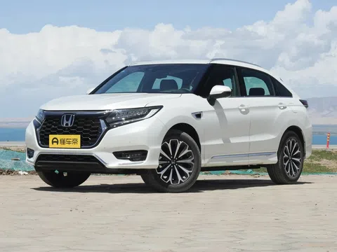 Honda UR-V I Рестайлинг 2 2.0 AT (261 л.с.) 4WD · Prestige · внедорожник 5 дв.