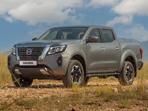 Nissan Navara (Frontier) IV (D23) Рестайлинг 2.3d MT (163 л.с.) 4WD · XE · пикап двойная кабина · Пикап Двойная кабина Double Cab
