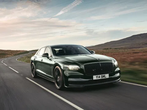 Bentley Flying Spur IV Facelift 4.0hyb AMT (782 hp) 4WD · Mulliner · sedan