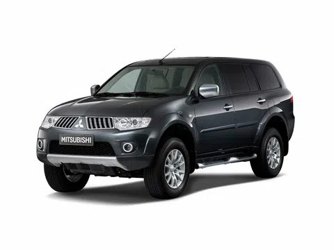 Mitsubishi Pajero Sport II 2.5d MT (178 ც.ძ.) 4WD · Intense · ყველგანმავალი 5D