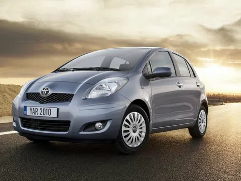 Toyota Yaris II რესტაილინგი 1.4d AMT (90 ც.ძ.) · ჰეჩბეკი 5 კარიანი