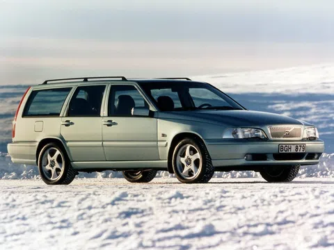 Volvo V70 I Bi-Fuel 2.4 AT (144 ც.ძ.) · ვაგონი 5 კარიანი