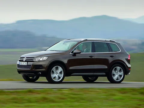 Volkswagen Touareg II 3.6 AT (249 л.с.) 4WD · V6 (low) · внедорожник 5 дв.