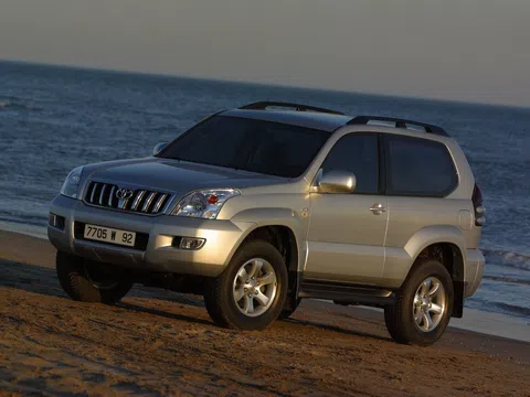 Toyota Land Cruiser Prado 120 Series 3.4 AT (185 ც.ძ.) 4WD · SUV 3 კარიანი