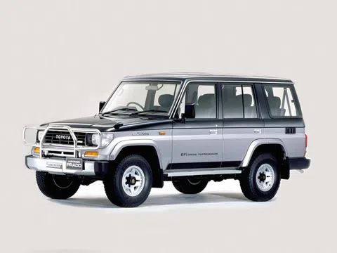 Toyota Land Cruiser Prado 70 Series 2.5d MT (97 л.с.) 4WD · внедорожник 5 дв.