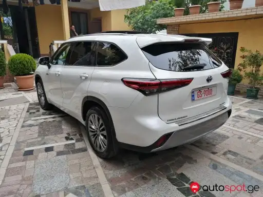 Toyota Highlander 2020