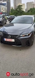 Lexus IS 2022