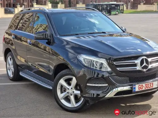 Mercedes-Benz GLE 2016