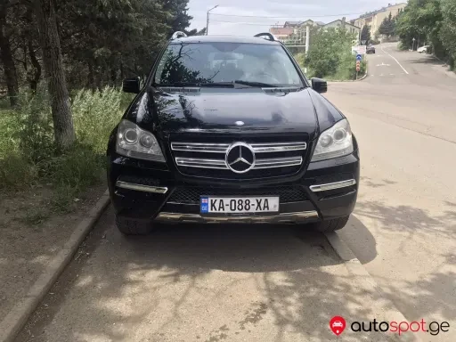 Mercedes-Benz GL-Class 2012
