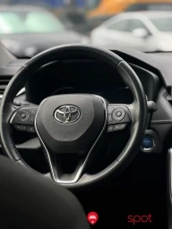 Toyota RAV4 2021, Тбилиси — 4