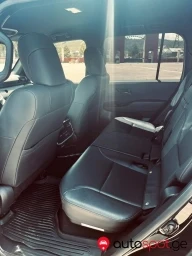 Toyota Land Cruiser 300, 2021