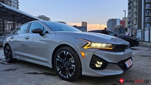 Kia K5 2021