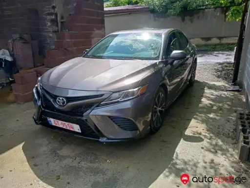 Toyota Camry 2018