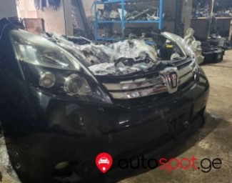 TOYOTA ISIS 2006 1.3