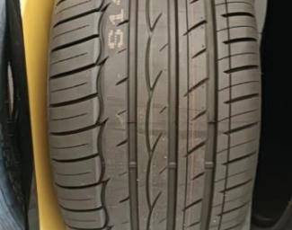 R22 295/40 Всесезонные