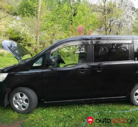 Nissan Serena 2005, Батумі