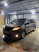 Toyota Sienna 2013, გორი