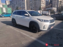 Toyota Highlander 2017