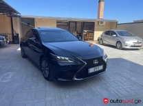 Lexus ES 2022