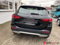 Mercedes-Benz GLA 2021