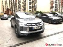 Mitsubishi Outlander 2020