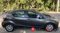 Toyota Prius c 2014, Тбилиси — 2