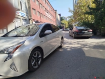Toyota Prius 2016, Тбилиси — 2